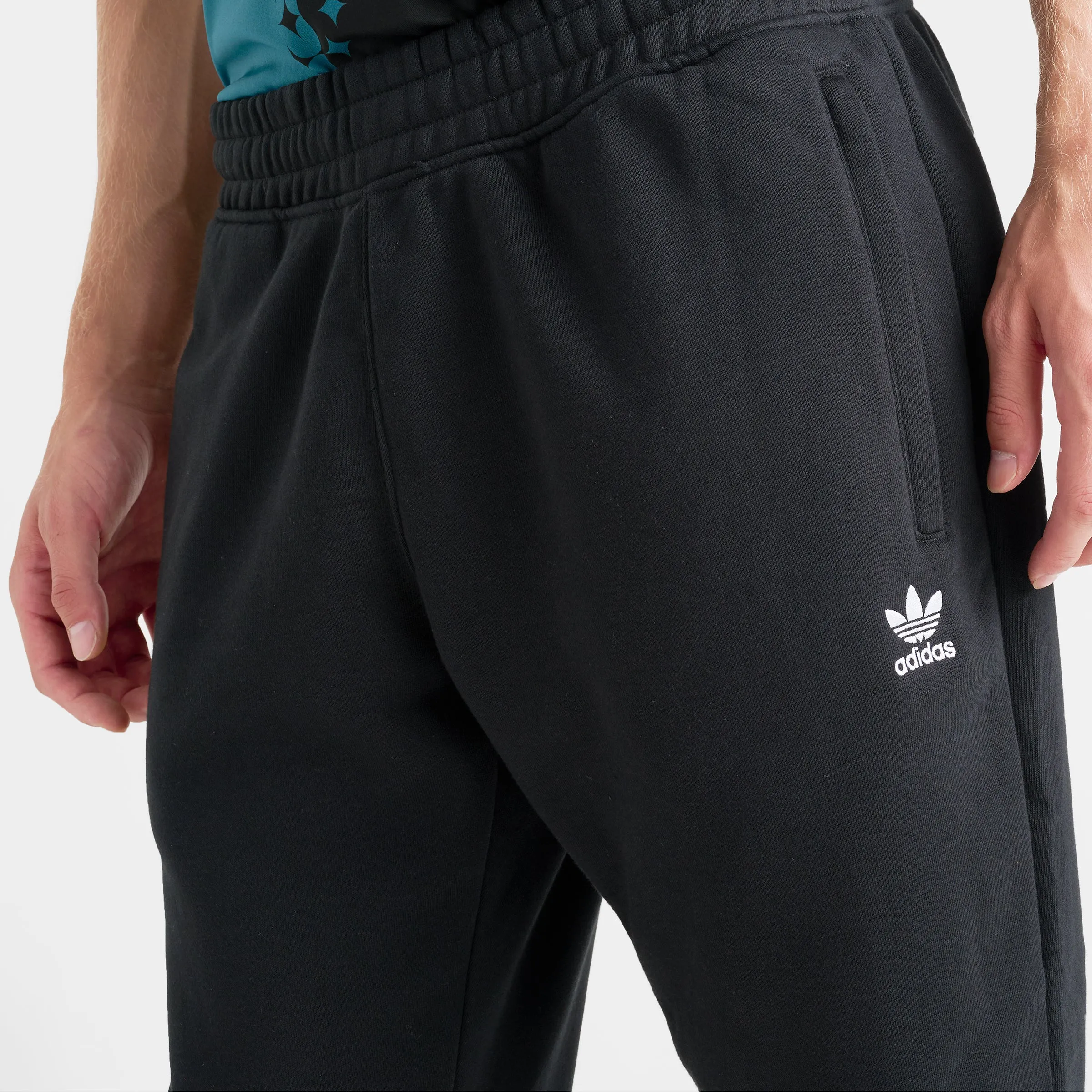 adidas Essential Sweatpants / Black