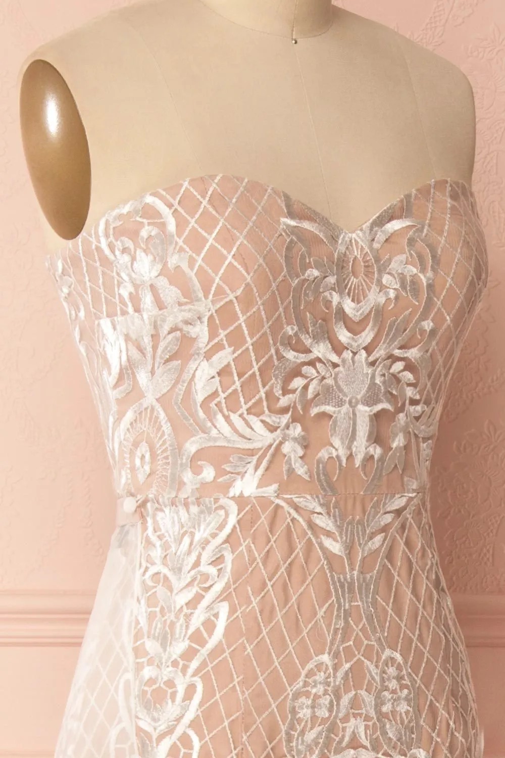 Angélique | Beige Embroidered Dress