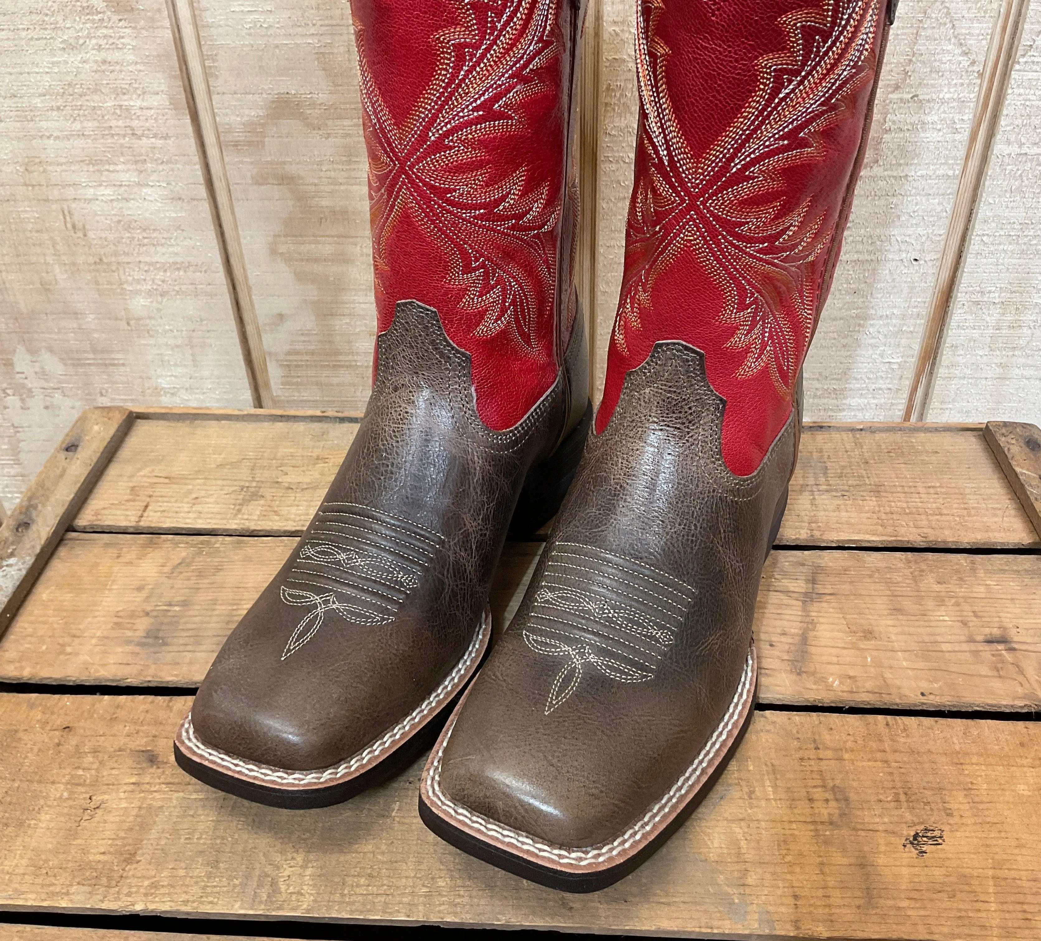 Ariat Women's West Bound Sable & Red Square Toe Cowgirl Boots 10040287