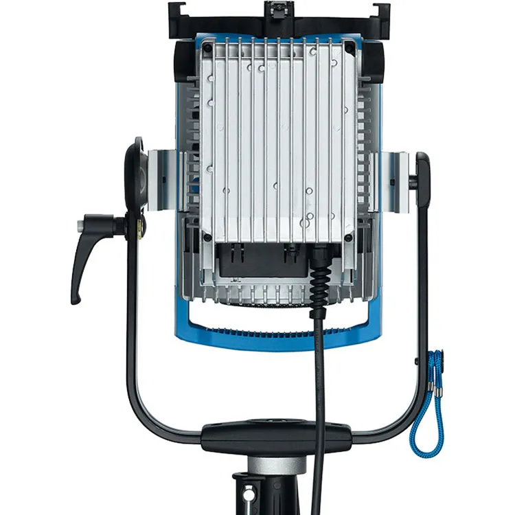 ARRI L7-C LE2 LED Fresnel - Silver/Blue, Manual Mount