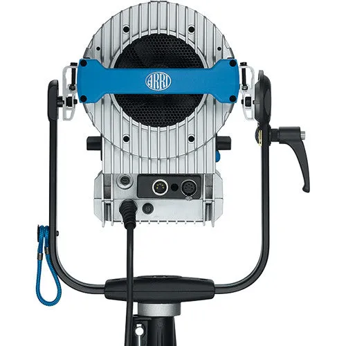 ARRI L7-C LE2 LED Fresnel - Silver/Blue, Manual Mount