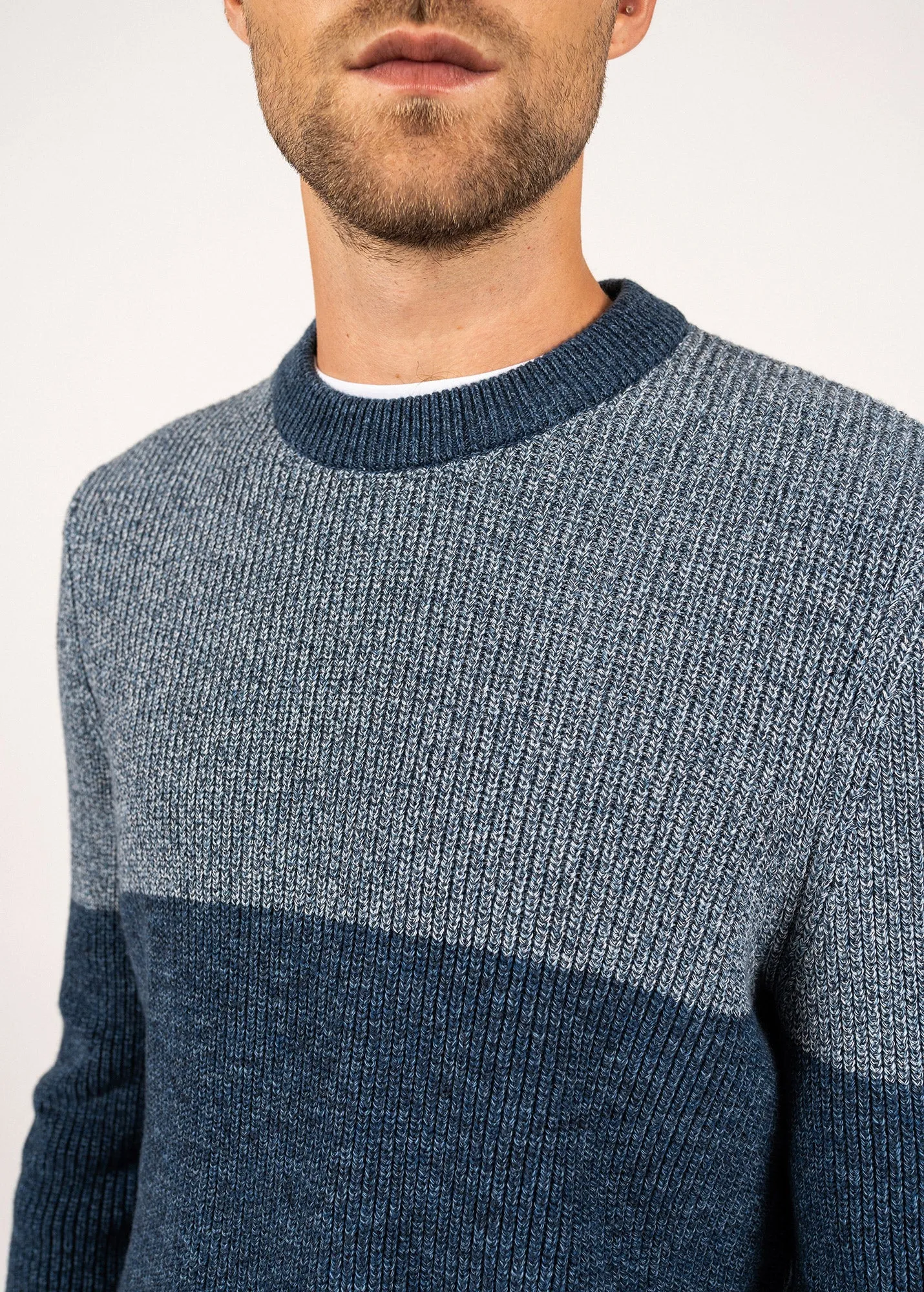 Campos colourblock jumper - in cotton, roudn neck (DENIM/INDIGO)