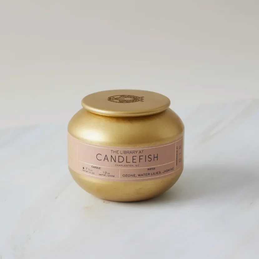 Candle: No. 18 Gold Tin  7.5 oz