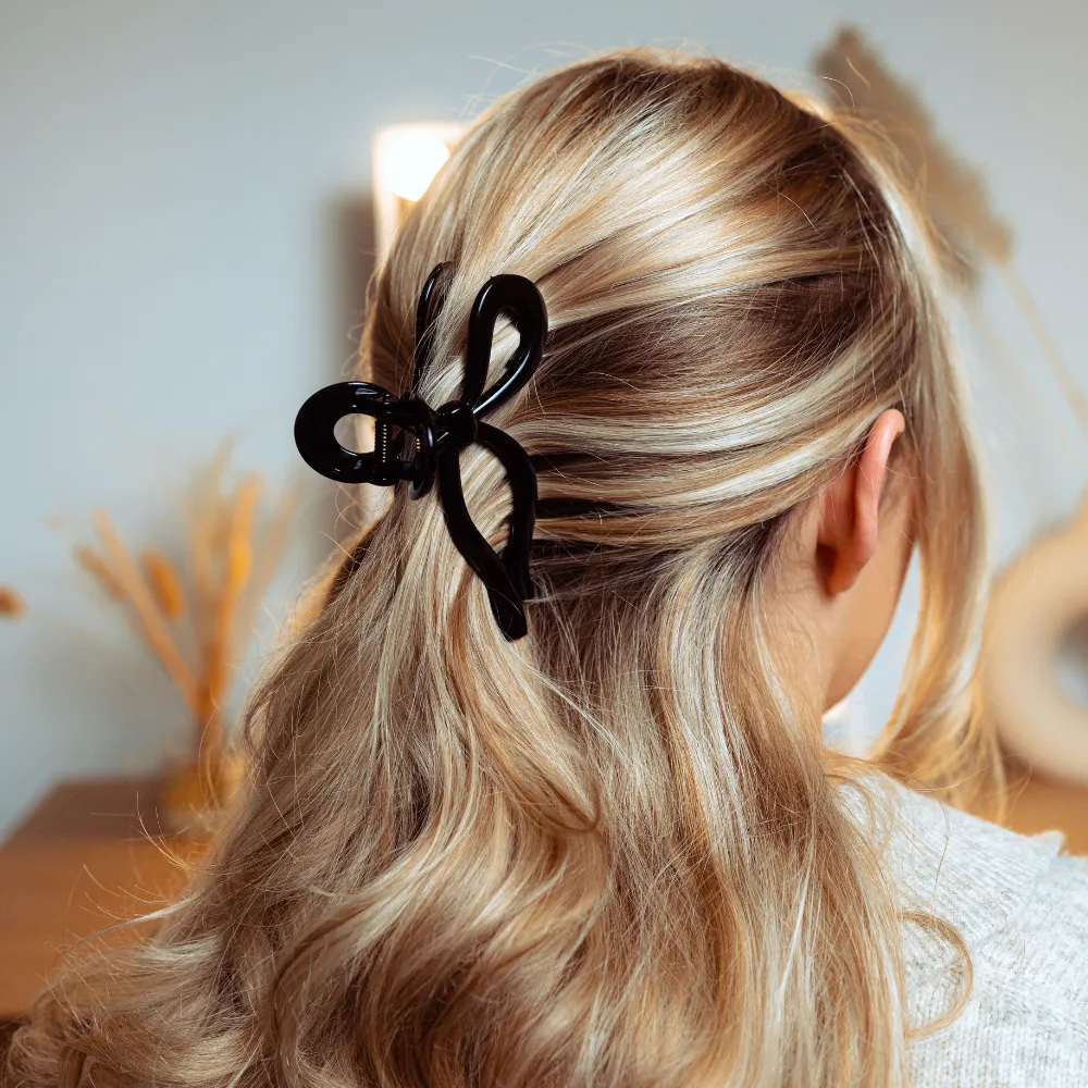 Cute Bow Claw Clip - Black