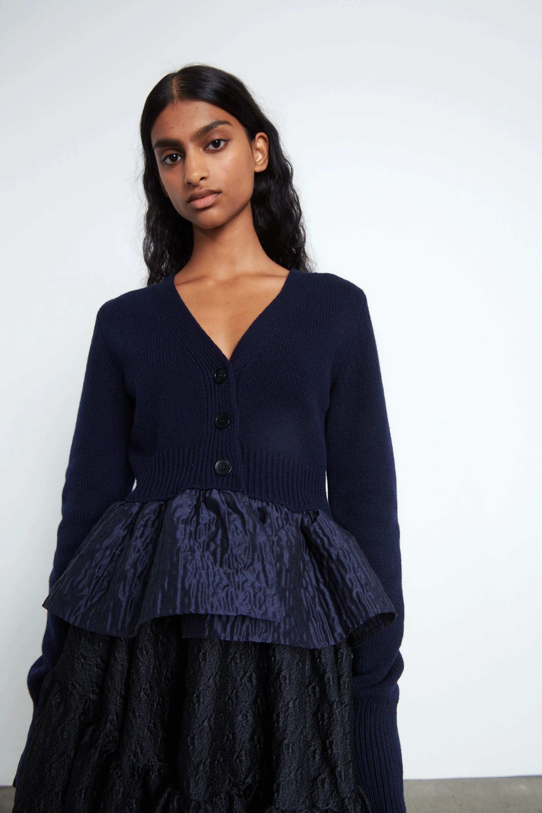 JOELLE | CROPPED CARDIGAN RECYLCED CASHMERE NAVY