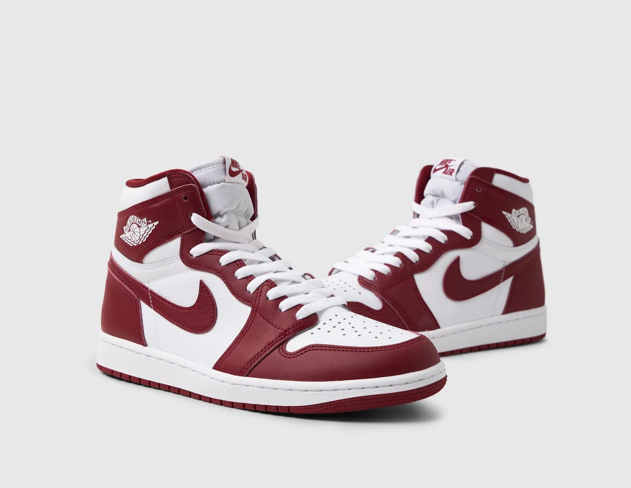 Jordan 1 Retro High OG Remastered White / Team Red